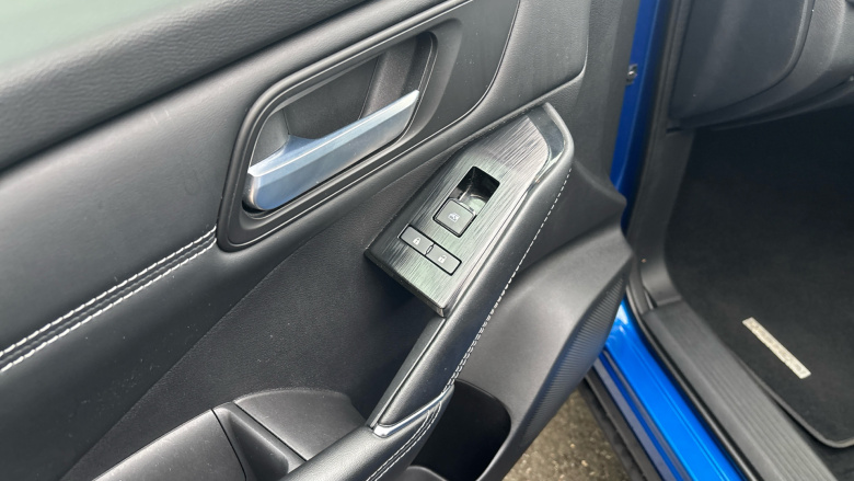 Nissan Qashqai 1.3 DiG-T MH 158 Premiere Edition 5dr Xtronic Petrol Hatchback